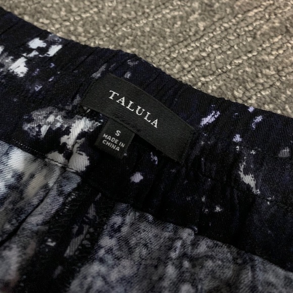 Talula Starry Night Stretch Pants Size S - Picture 4 of 4